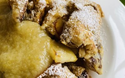 Kaiserschmarren mit Apfelmus