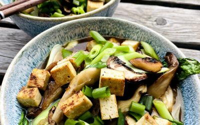 Miso Suppe mit Pilzen und Pak Choi